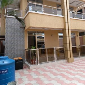 MAGNIFIQUE VILLA NOUVELLEMENT CONSTRUITE MISE EN VENTE À LIMETE FUNA